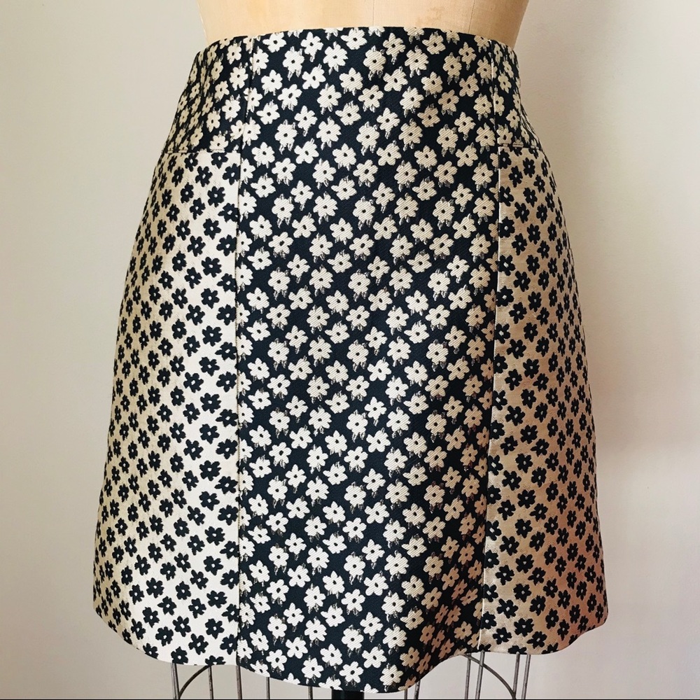 UO COOPERATIVE 60s flower print mini skirt SIZE 4